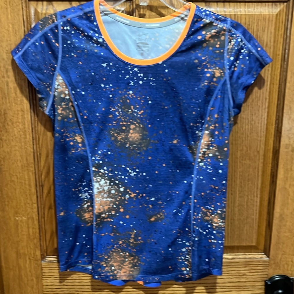 Nike running dry fit  Blue and Orange Splatter Shirt. Size m